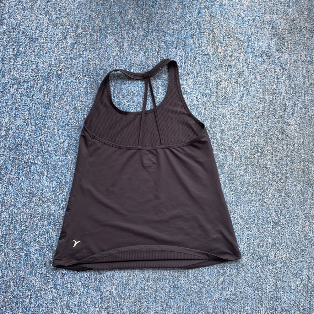 Workout top bundle - Picture 3 of 9